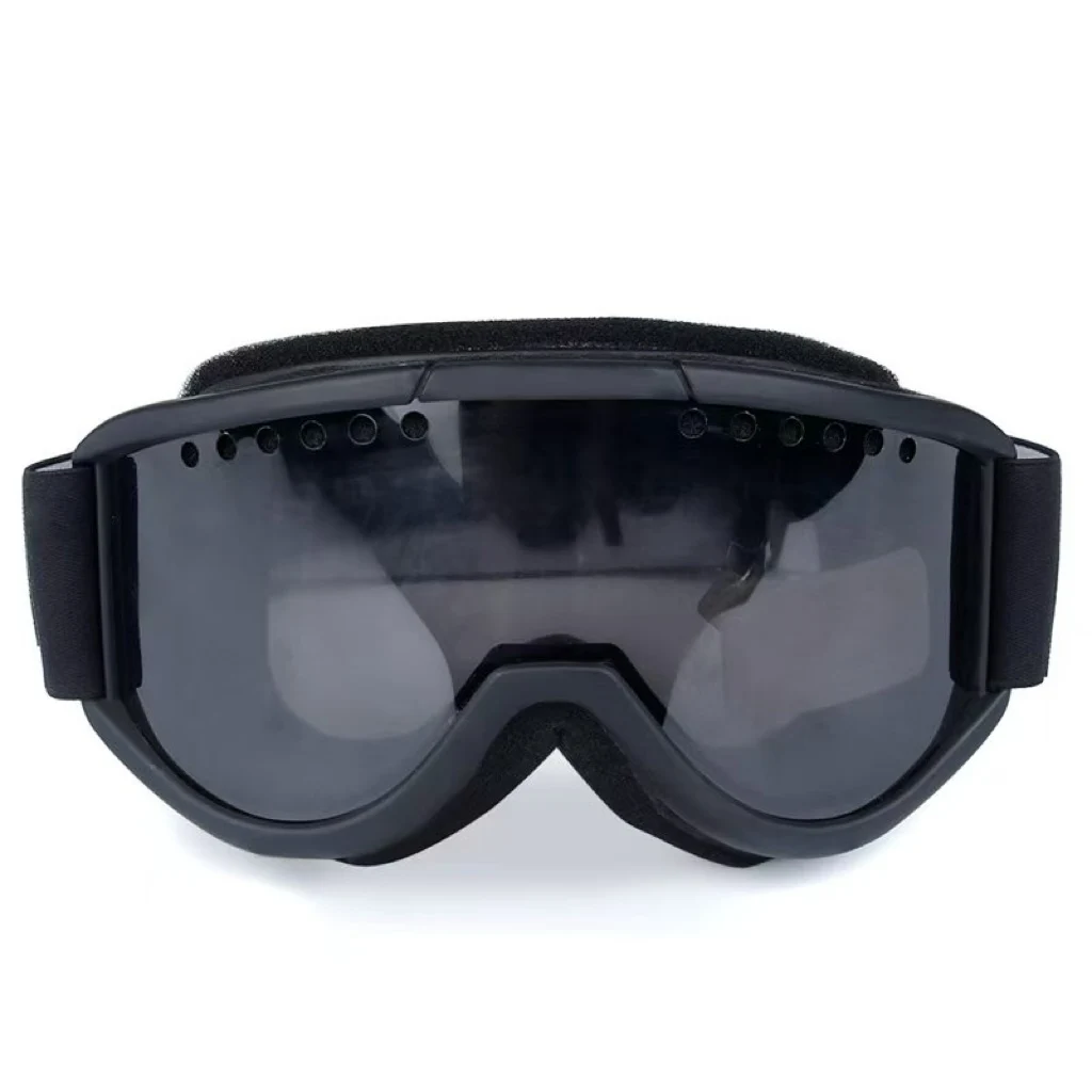 The Latest Ultra-Light Fashion Ski glasses Double-Sided Anti-Fog HD Lenses Are Available For Men And Women.