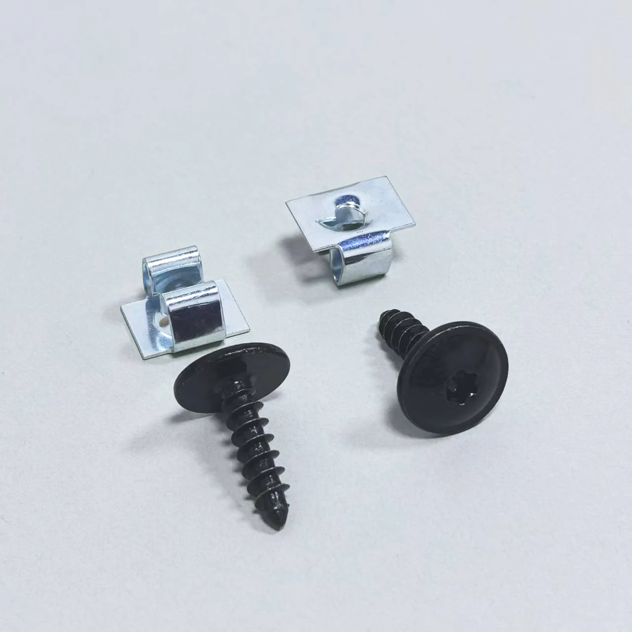 For Volkswagen VW Lavida POLO Touareg Beetle Car Chassis Lower Guard Screw Base Buckle