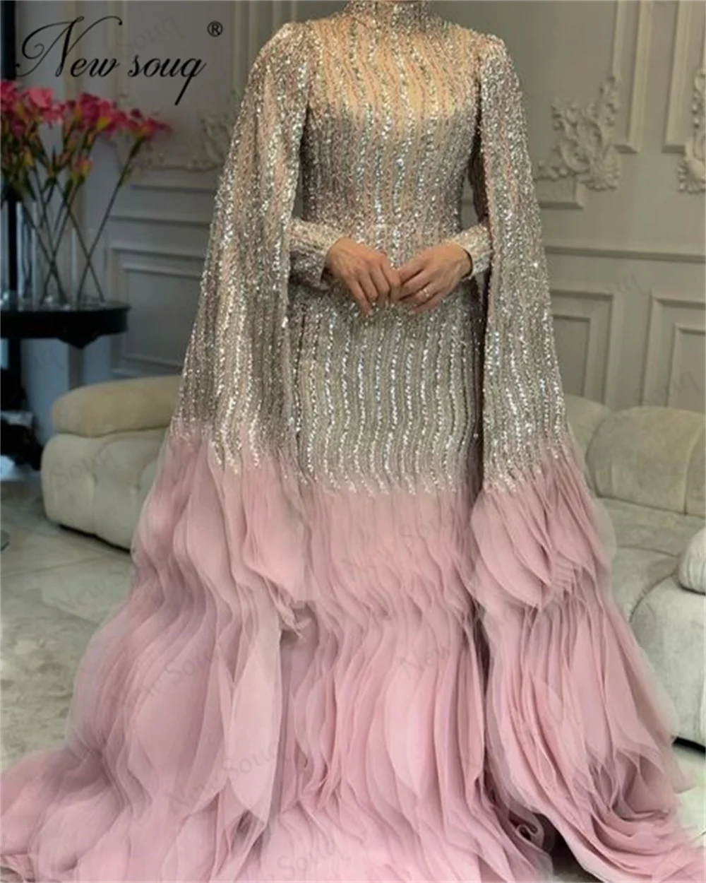 Middle East Cape Long Sleeves Evening Dresses Tiered Skirt Female Prom Dress Elegant Dubai Beaded Crystals Engagement Party Gown