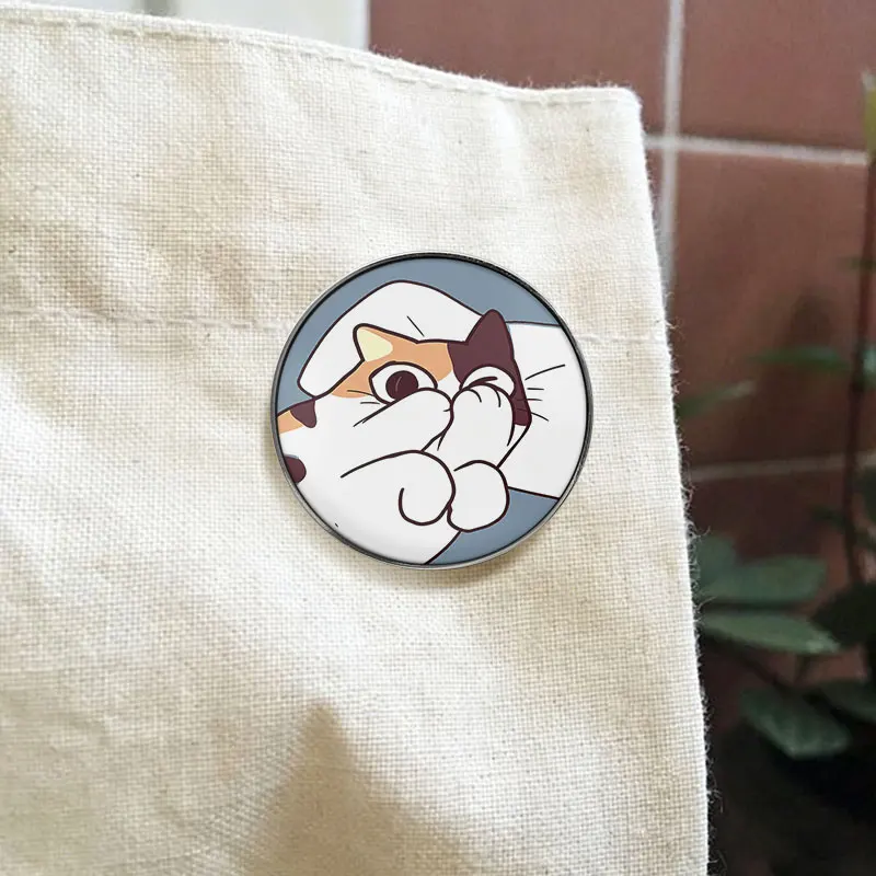Calico Cat Covering Face Shy Expression UV Printing Badge Funny Feline Pin Alloy Brooch Lapel Backpack Jewelry Gift For Kids