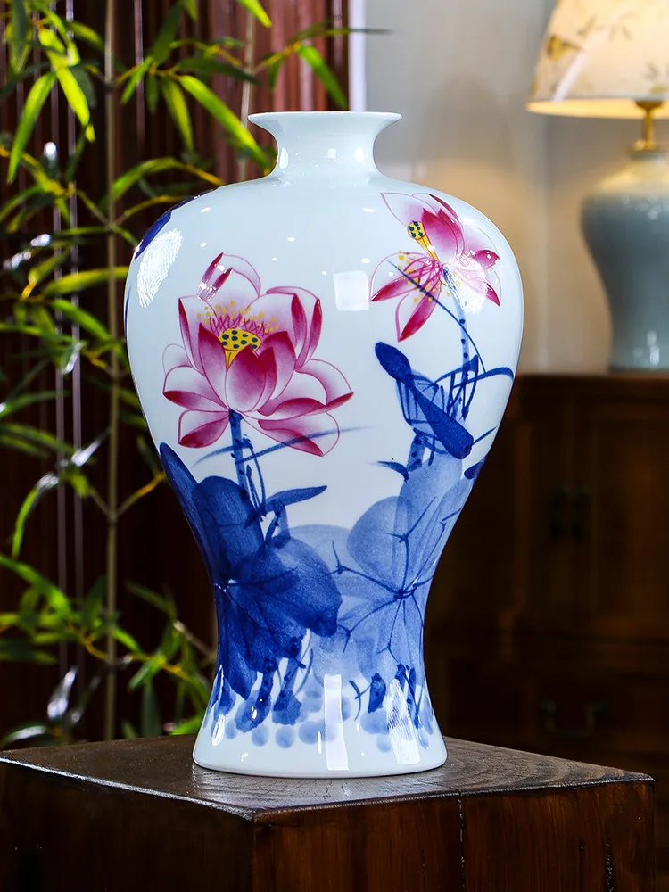 

blue and white porcelain lotus ceramic vase living room flower arrangement decoration Bogu frame ornament Jingdezhen ceramics