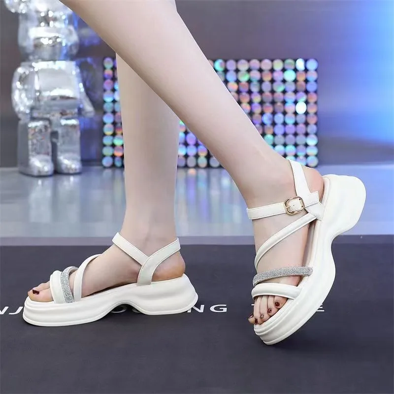 2024 New Casual Korean Version Of Thick Sole Fashion Beach Shoes Rhinestones One-Line Buckle Women\'S Shoes