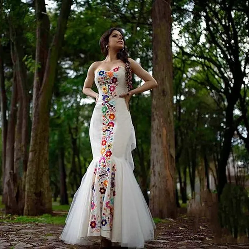 customsized Mexican Wedding Dress Floral Embroidered Satin sweetheart long Mermaid Bridal Gown country garden outfit