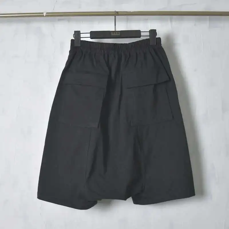HKSH Spring Summer New Men\'s Tide Dark RO Knitted Crotch Pants Metal Copper Buckle Capris Inner Edge Trendy Casual Shorts HK2222