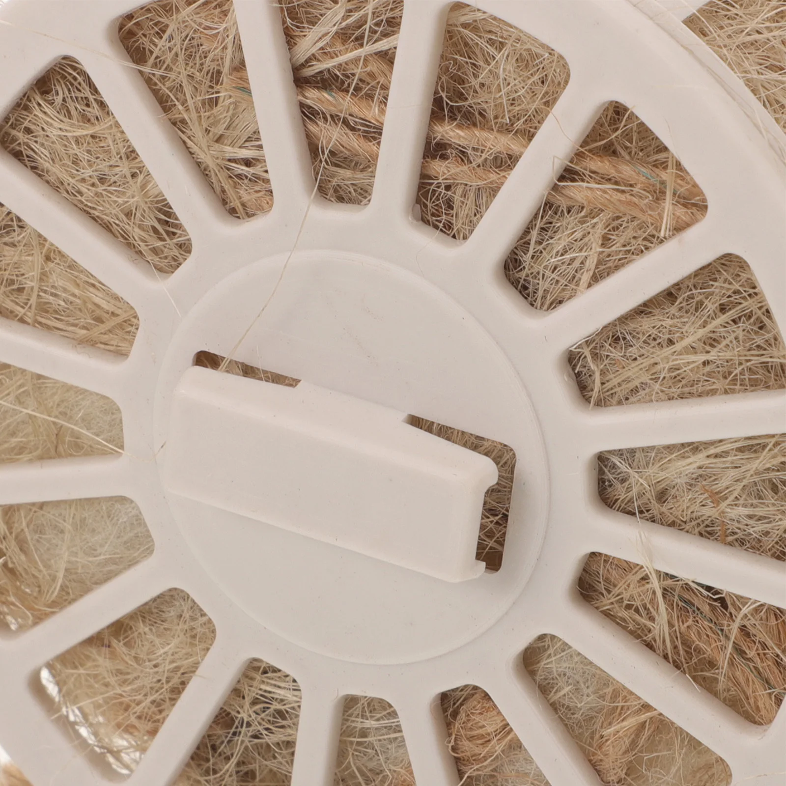 

Bird Breeding Nest for Canary Parrot Hatching Plastic Nesting Bowl Hollow Cage Shelter Breeding Nest Holder Bird Relaxing