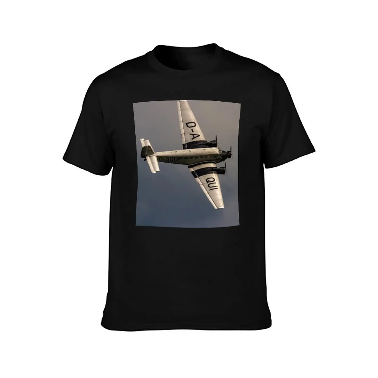 Junkers Ju 52/3m D-CDLH 'Tempelhof' T-Shirt Casual Trendy Short Sleeve T-Shirt