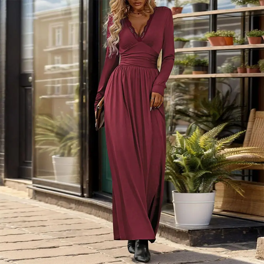 

Long Sleeve Dress Elegant Lace V Neck Maxi Dress with Pleated Split Hem Slim Fit for Fall Spring Ideal for Commuting or Dating