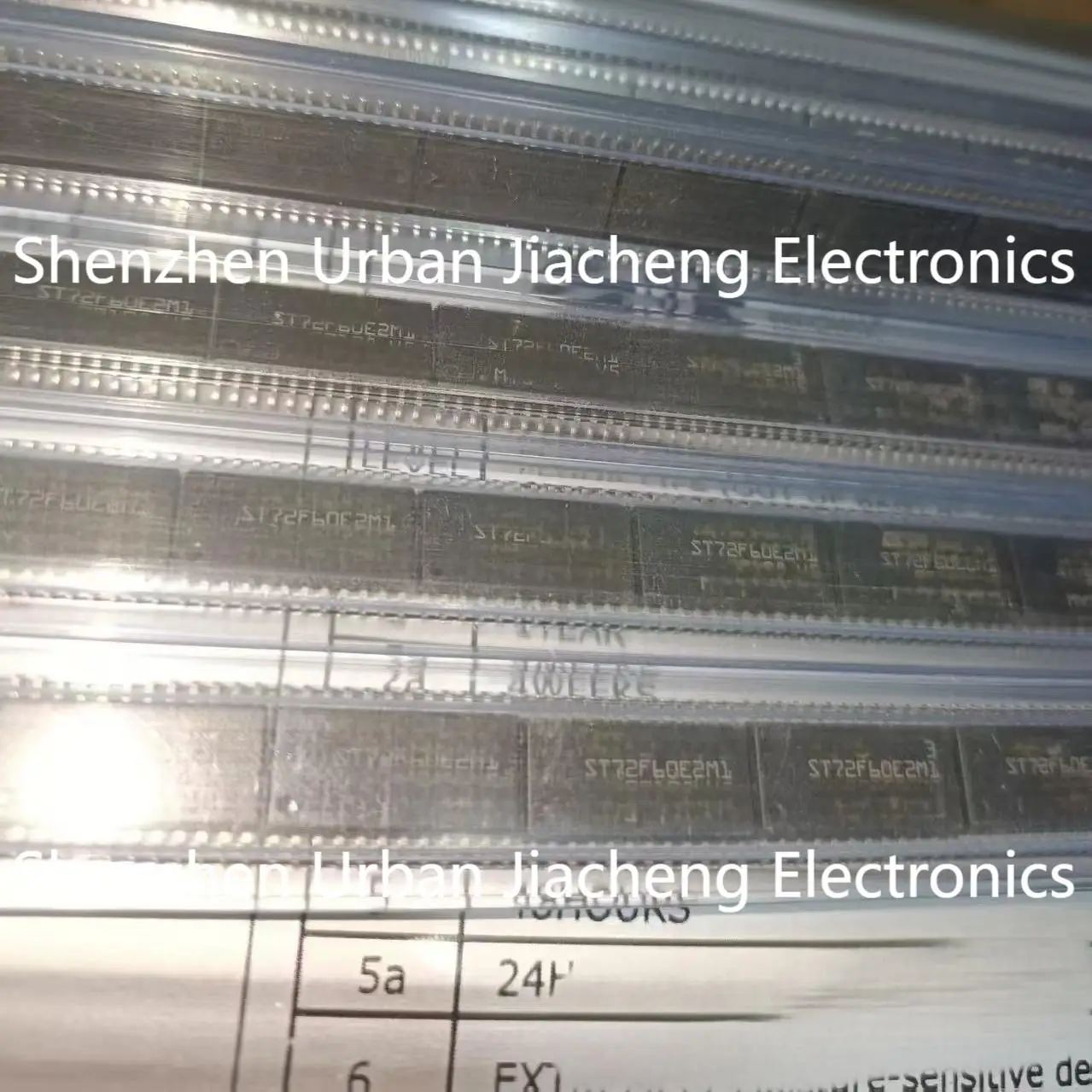 Brand new ST72F60E2M1 SOP-24 8-bit microcontroller MCU single-chip IC integrated circuit