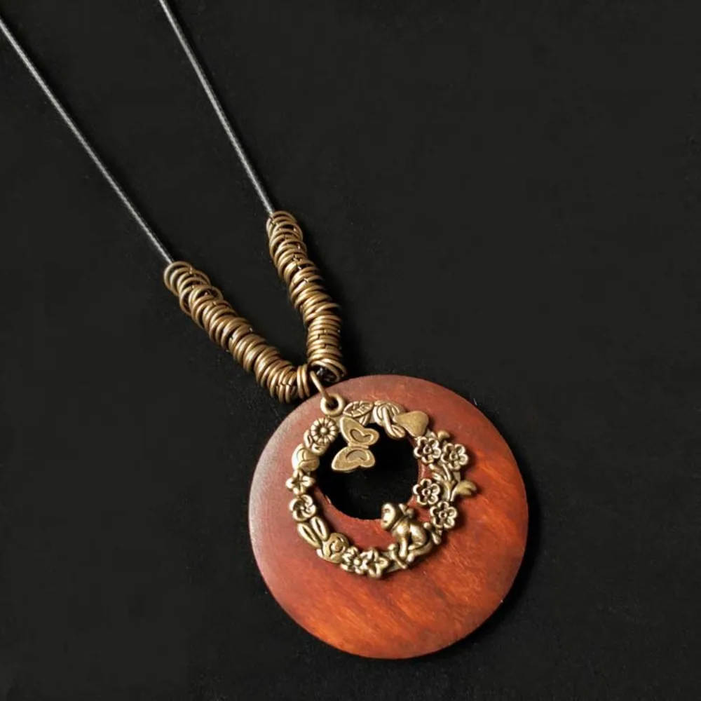 Female Jewelry Round Sweater Chain Wooden Retro Ethnic Clothing Pendant Collar Decoration Women Girls