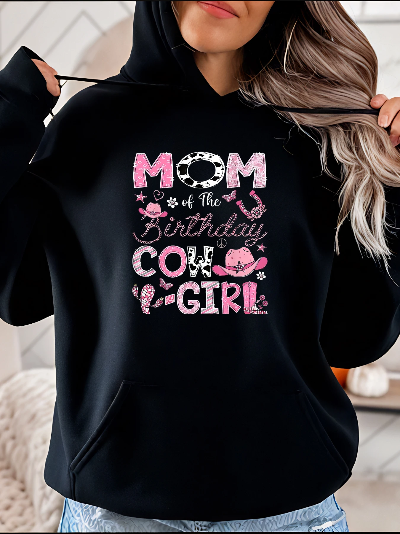 

Mom of the Birthday Cowgirl Hoodie Pink Western Print Women's Casual Sweatshirt for Country Party Mom Gift