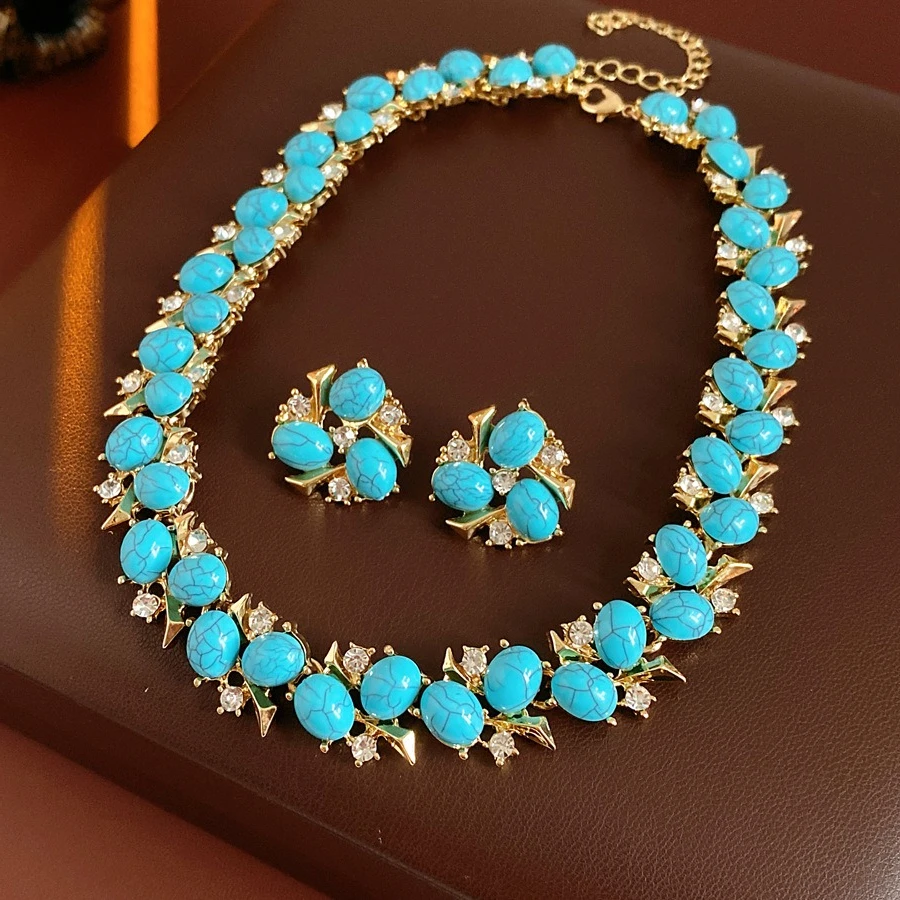 Muster Blau Oval Harz Choker Halsketten für Frauen Mittelalterliche Retro Zirkon Blume Ohrstecker High-end-Palast Stil Schmuck Set