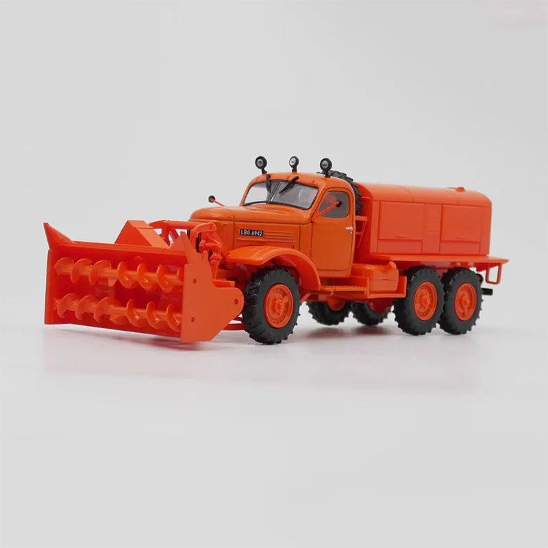 Diecast 1:43Scale IXO Zil 157 Road Snow Removal And Blowing Vehicle Alloy Vehicle Model Finished Simulation Collection Gift Toy