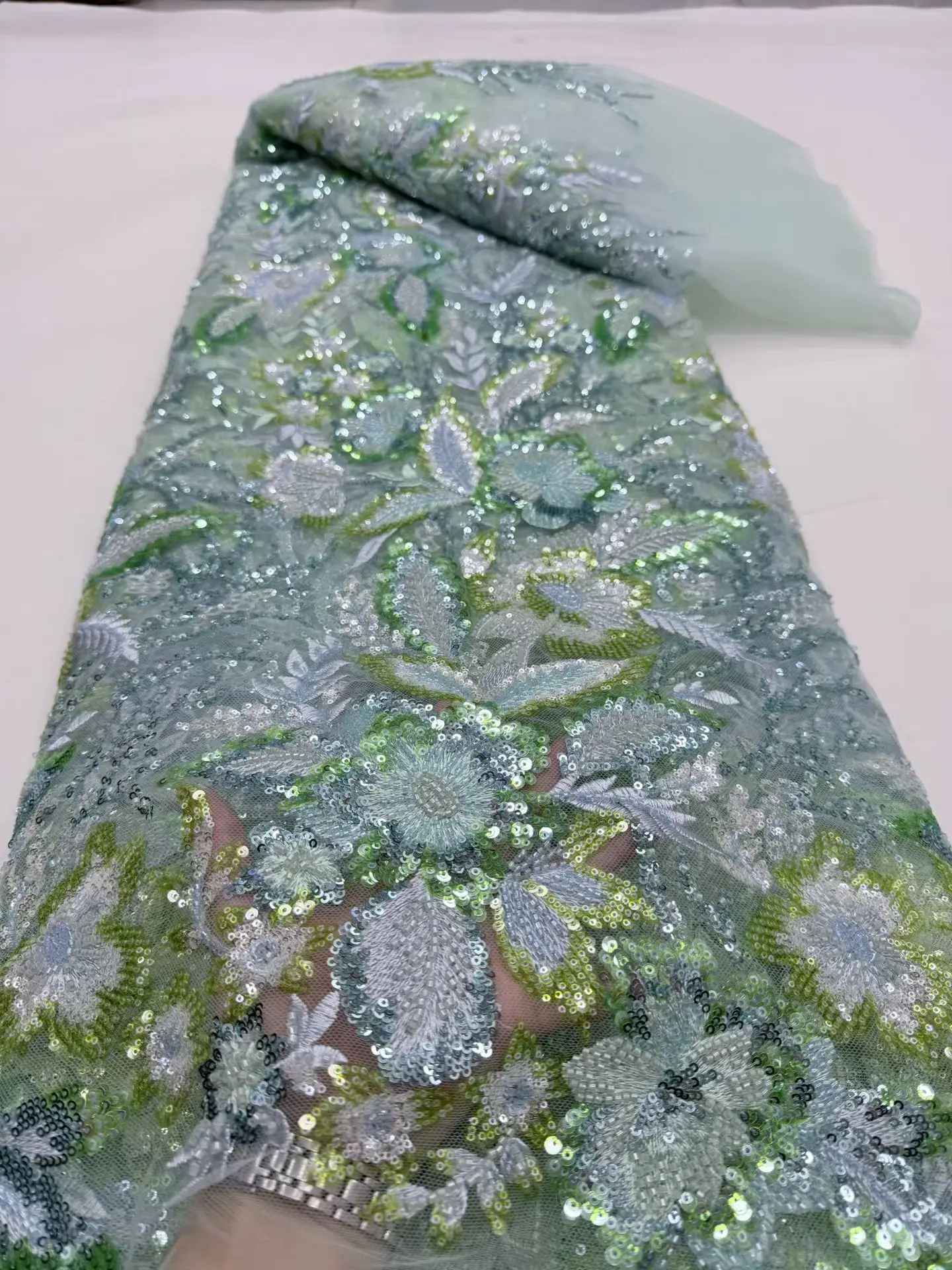 

2026 High-Quality African Nigerian Tulle Lace Fabric Sequins Embroidery French Guipure Wedding Party Dresses Beaded 5 Yards