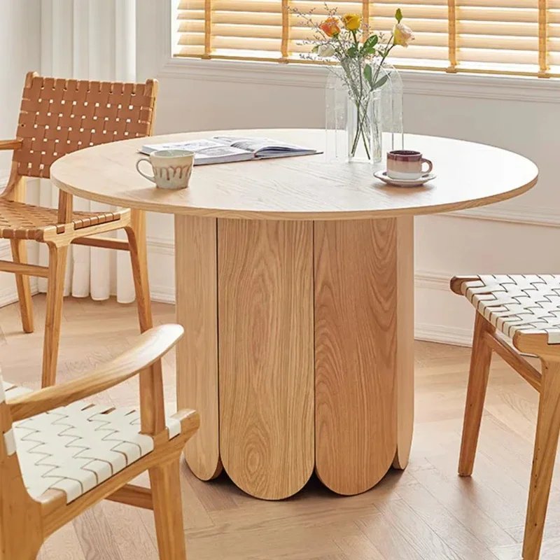 

Farmhouse solid wood round dining table 4 environmentally friendly Nordic style hotel restaurant furniture