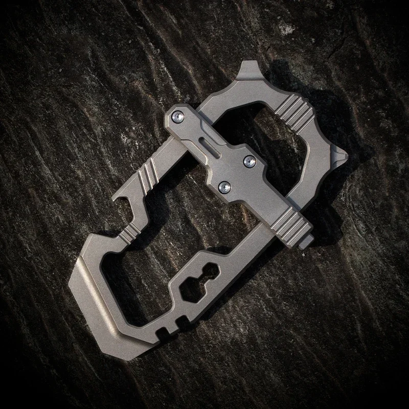 Outdoor EDC Multifunctional Mountaineering Buckle TC4 Titanium Alloy Portable Opener Window Breaking Anti Loss Keychain