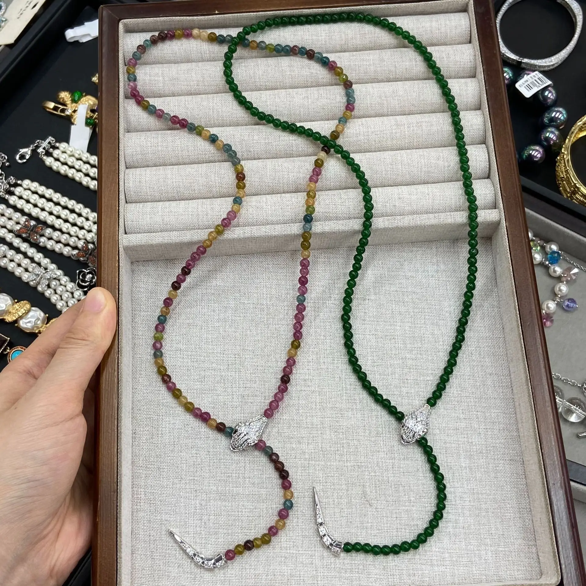 Light Luxury Green Agate Snake Long Sweater Chain Necklace Retro Court Style Women Party Jewelry Gift