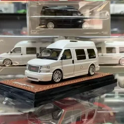 GOC 1:64 GMC белый лимитированный 800 литая модель автомобиля