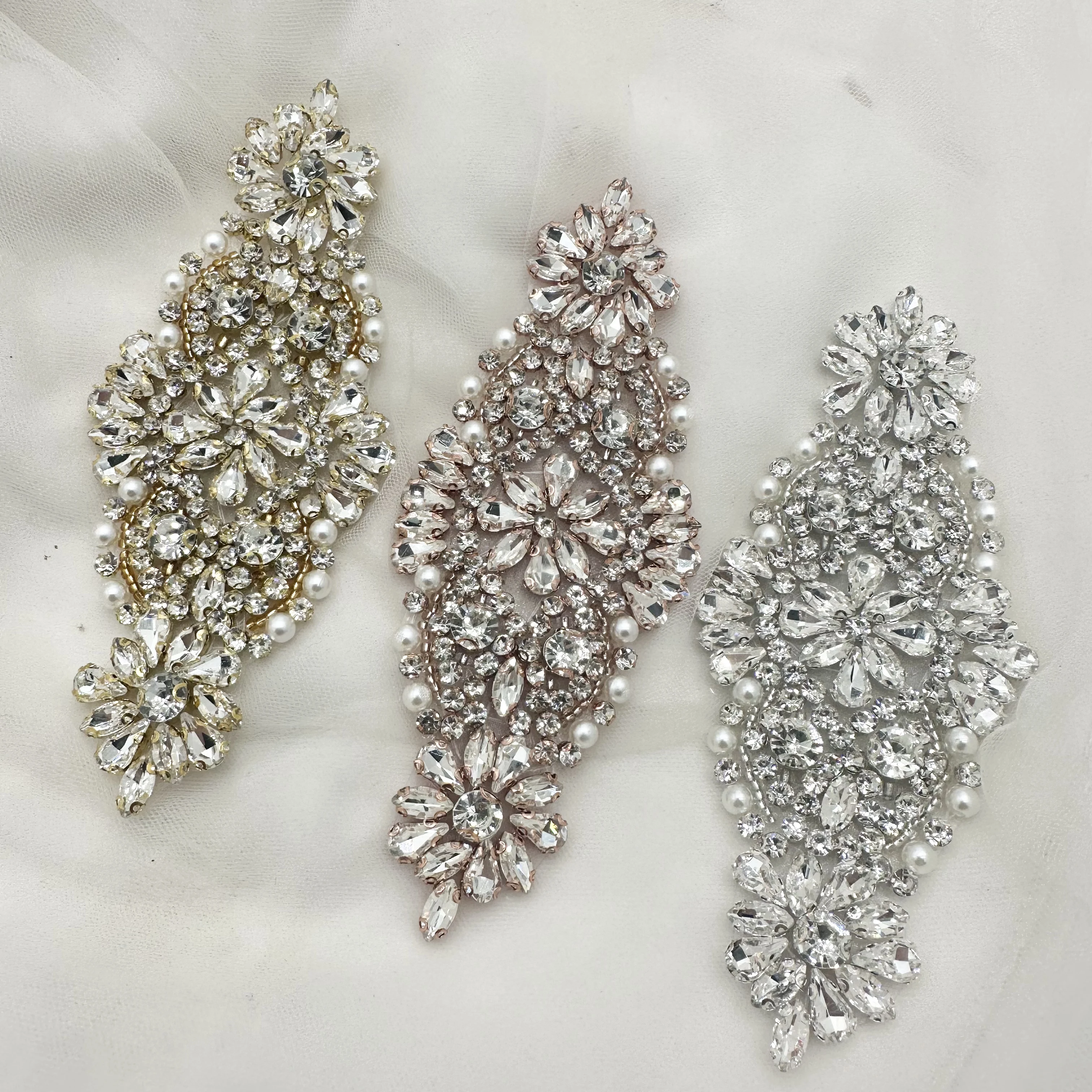 Hand-Sewn Irregular Glass Rhinestone Adhesive Backing Patch for Ladies' Hats Waist Belts Wedding Dresses Evening Gowns Accessor