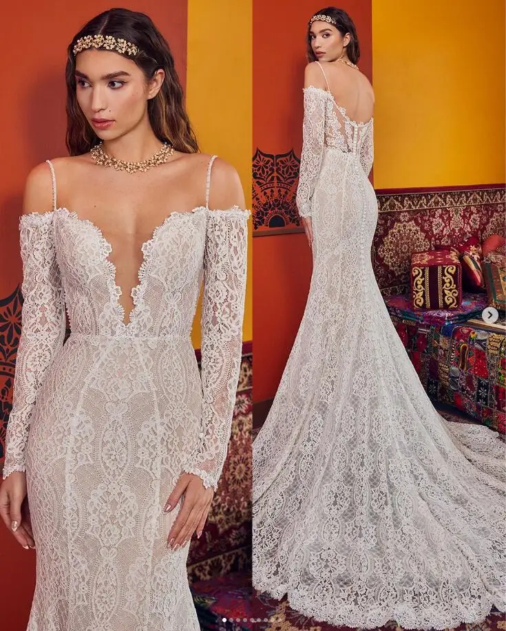 

Off Shoulder Long Sleeve Mermaid Wedding Dresses Full Lace Covered Buttons Fishtail Beach Garden Bridal Gown vestido de noiva