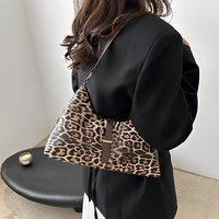 New Large Capacity Women's Bags Fashion Leopard Print Tote Premium Texture Versatile Commuting Shoulder Armpits