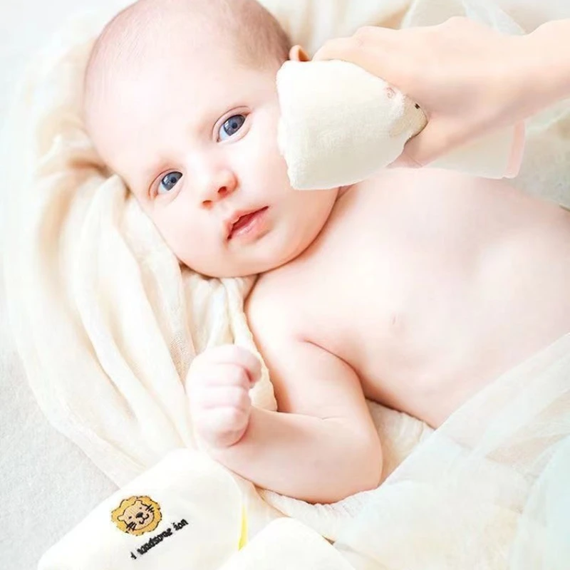 5 قطعة مجموعة منشفة الطفل لينة الجلد ودية منشفة لعابه لحديثي الولادة البنود المرجان الصوف ماصة الطفل المربعات منشفة الوجه 25x25 سنتيمتر