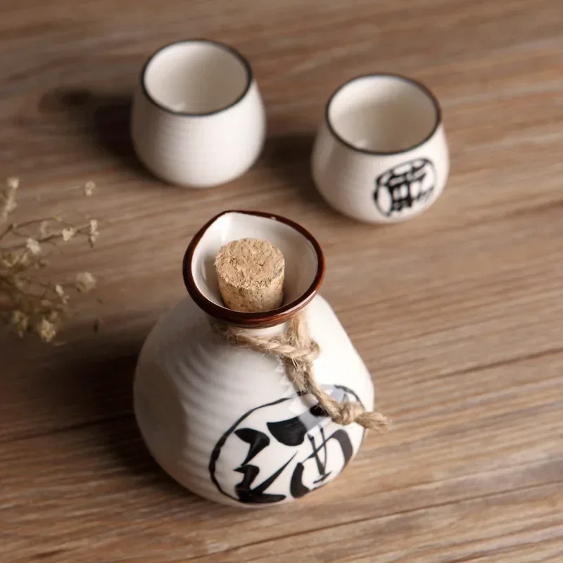 Ceramic wine set one pot and two cups three-piece set Sake Japanese White Yellow Wine Small Bottle Kitchen Accessories