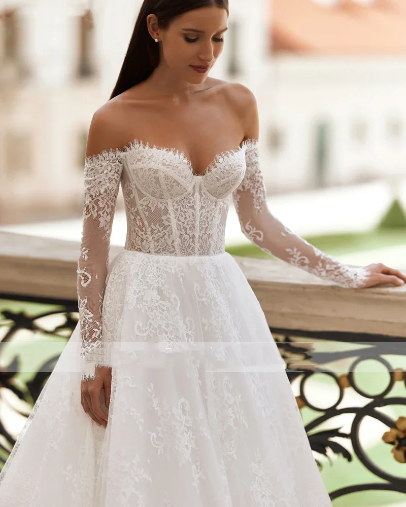 فساتين زفاف رومانسية ستة على شكل قلب بأكمام طويلة على شكل حرف a مزينة بالدانتيل سويب تراين فستان زفاف الأميرة حسب الطلب
