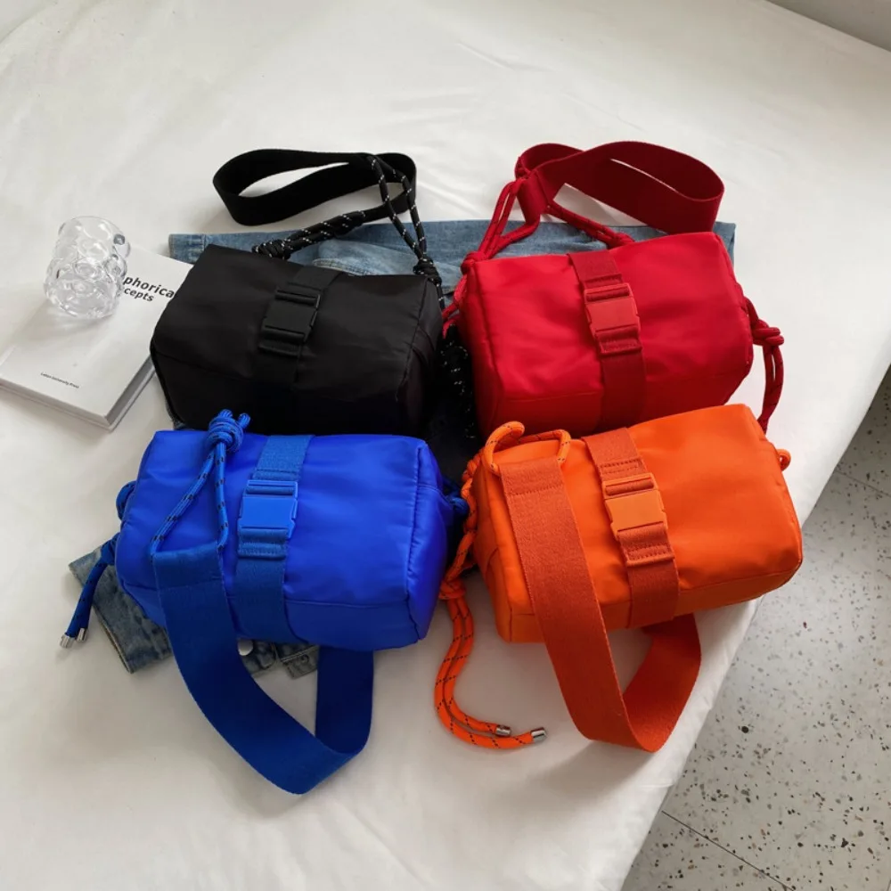 Bolsa de nailon para tostadas para mujer, bolso cruzado de alta capacidad, Color sólido, impermeable, estilo Simple