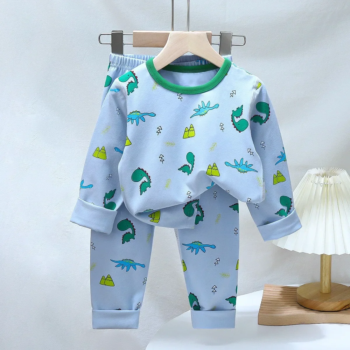 New Children Loungewear Long Sleeve Pajamas for Children Cute Deisgn Lightweight and Comfortable Fabric Sleepwear Set