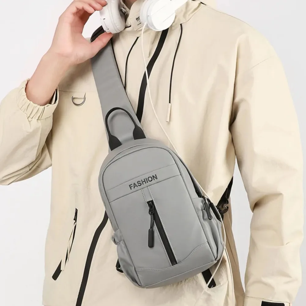

Casual Men's Chest Bag Commuting Multifunctional Nylon Sling Backpack Breathable Adjustable Strap Male Crossbody Bag Hiking