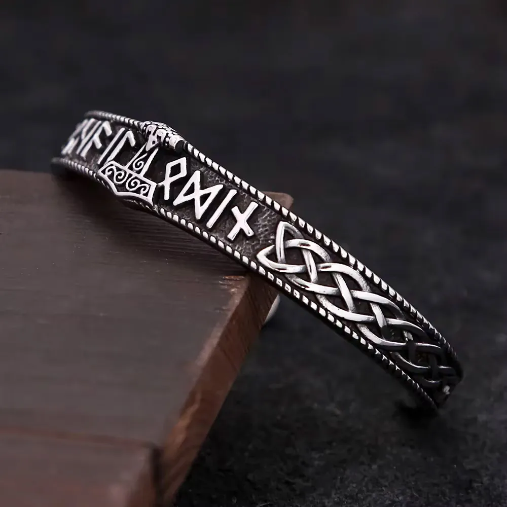 Wikinger-Runen-Armreif aus Edelstahl mit Nordischem Valknut-Keltischem Knoten, Statement-Armband für Männer, Modeschmuck Geschenk – Detail 5