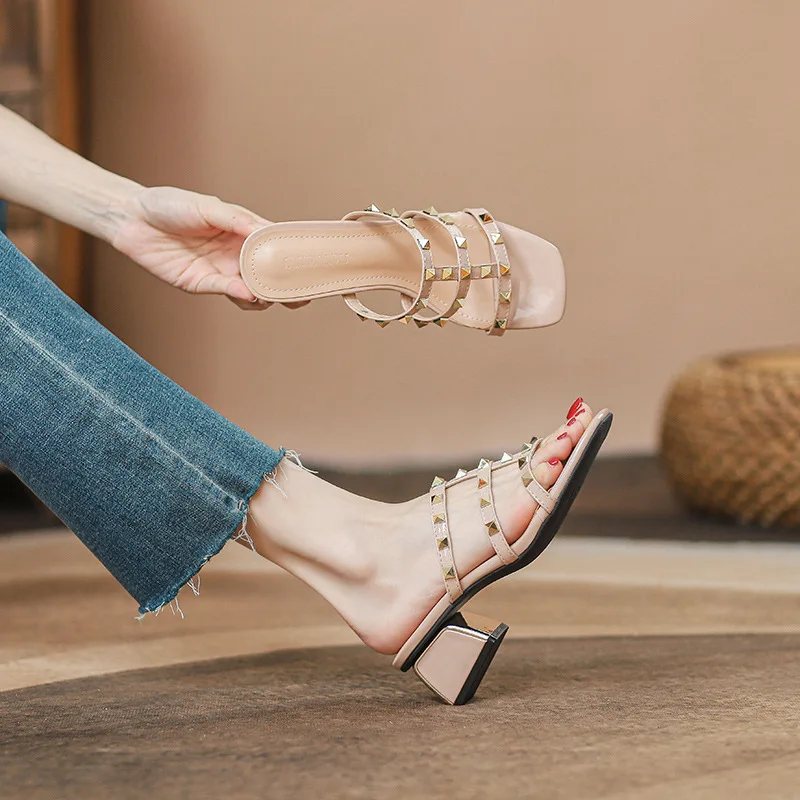 Low Rivet Shoes Ladies' Slippers Thin Heels Pointed Toe Heeled Mules Rubber Flip Flops Soft Square High Hawaiian Rome Slides Pat