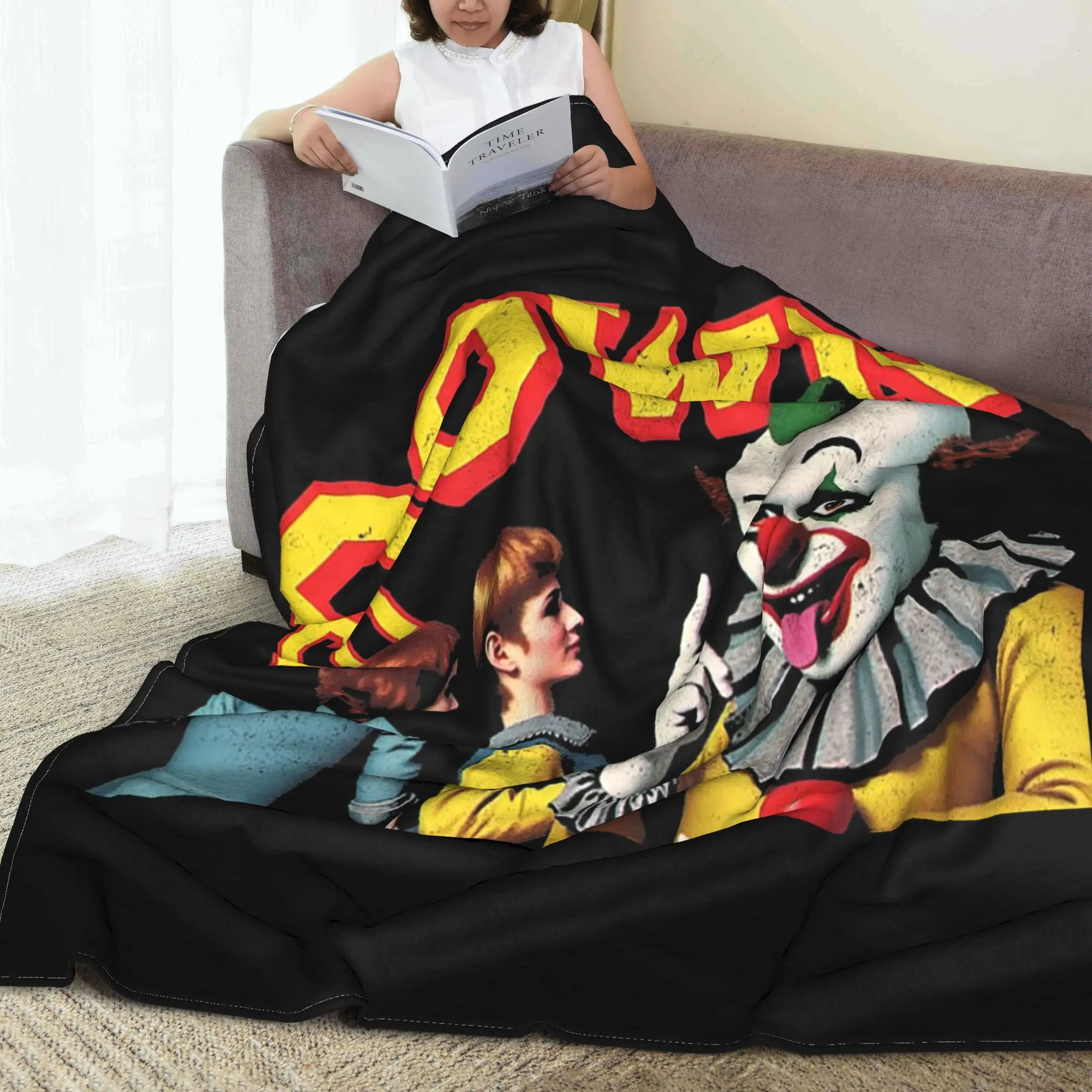

Retro Horror Clown and Vintage Creepycore Design Blankets Warm Flannel Sofa Throw Blanket for Home Bedroom Outdoor