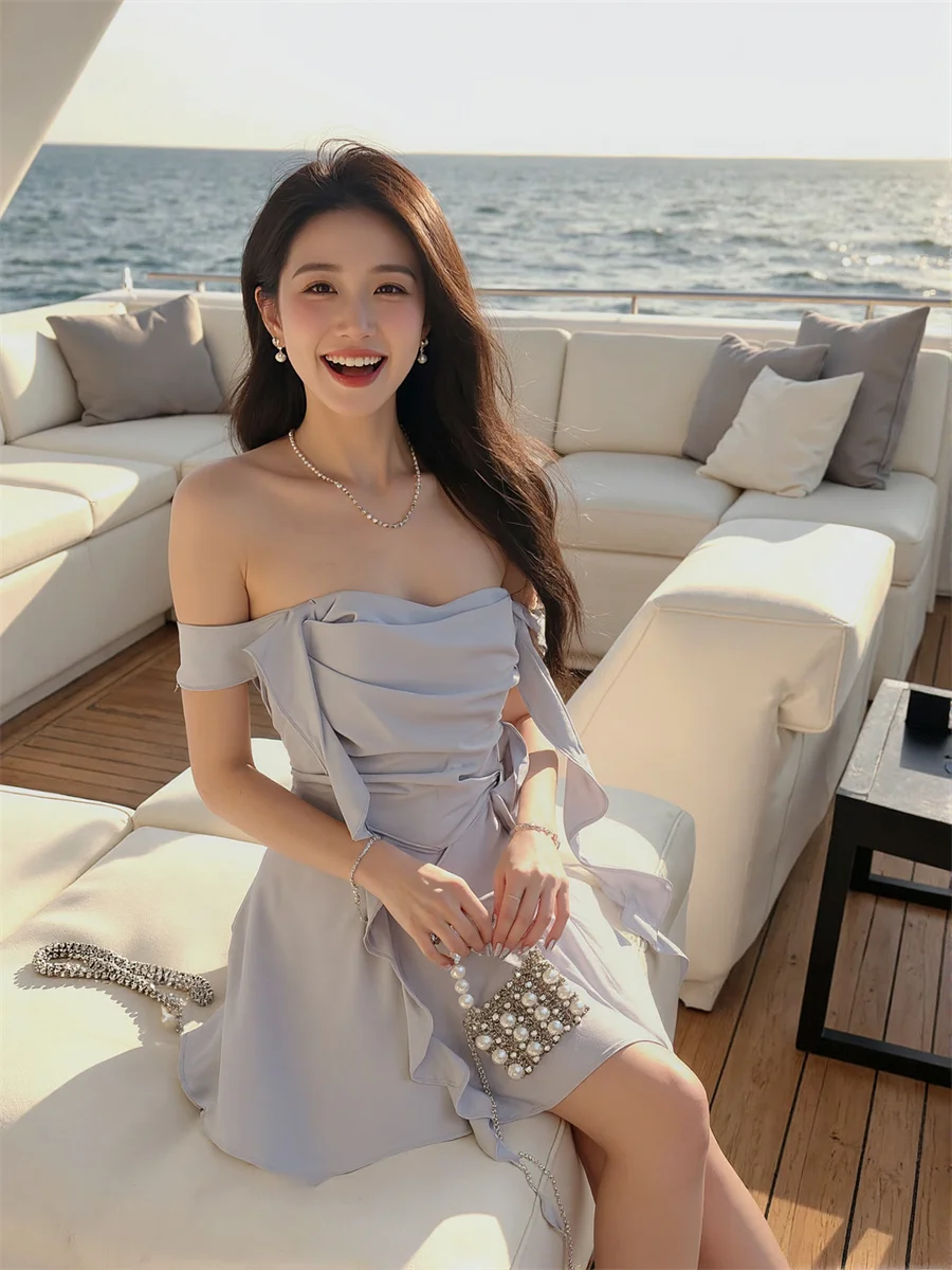 Robe pour femmes Style coréen élégant col carré manches volantes fente latérale fente haute fente fendue découpe découpe creuse