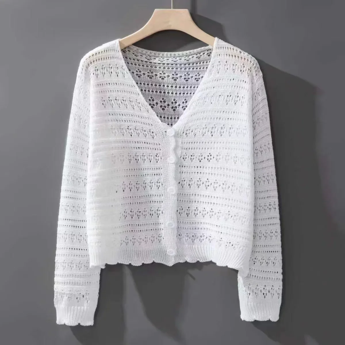 

Cardigan autumn summer new thin jacket women's long sleeved short cut hollowed out sun protection shawl women's thin outer top