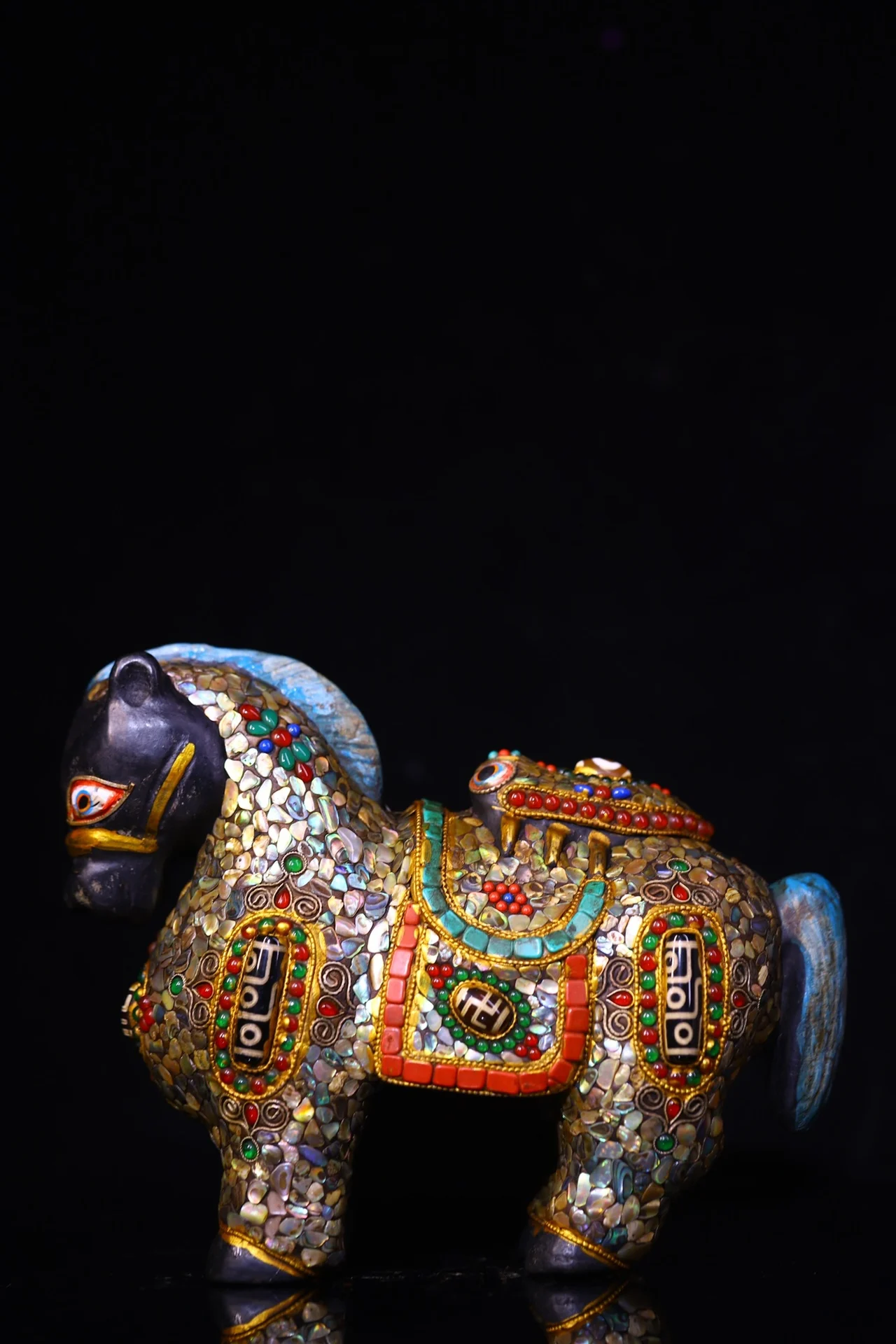 

8"Tibetan Temple Collection Old Natural Meteorite Gem gZi Beads Shell Horse Statue Pendant Amulet Amass wealth Town house