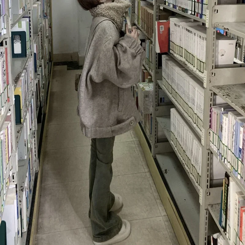 

Wool Coat Loose Retro Horn Buckle Locomotive Short Coat