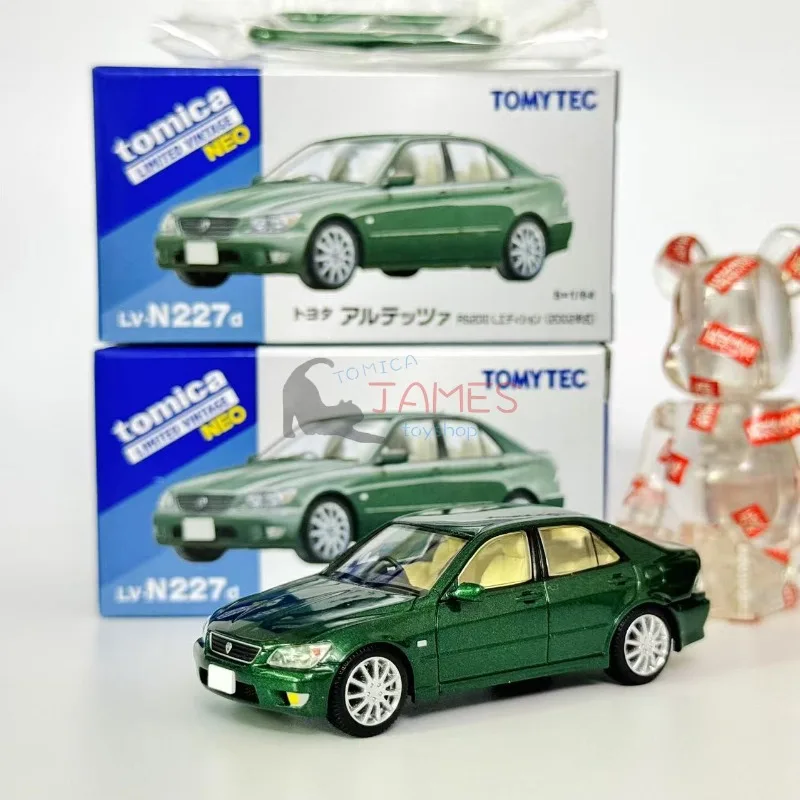 Nuevo producto en stock: TOMYTEC TLV 1:64 N227d ALTEZZA RS200 Bite Ground Shark modelo de coche fundido a presión de aleación verde, adornos para adultos