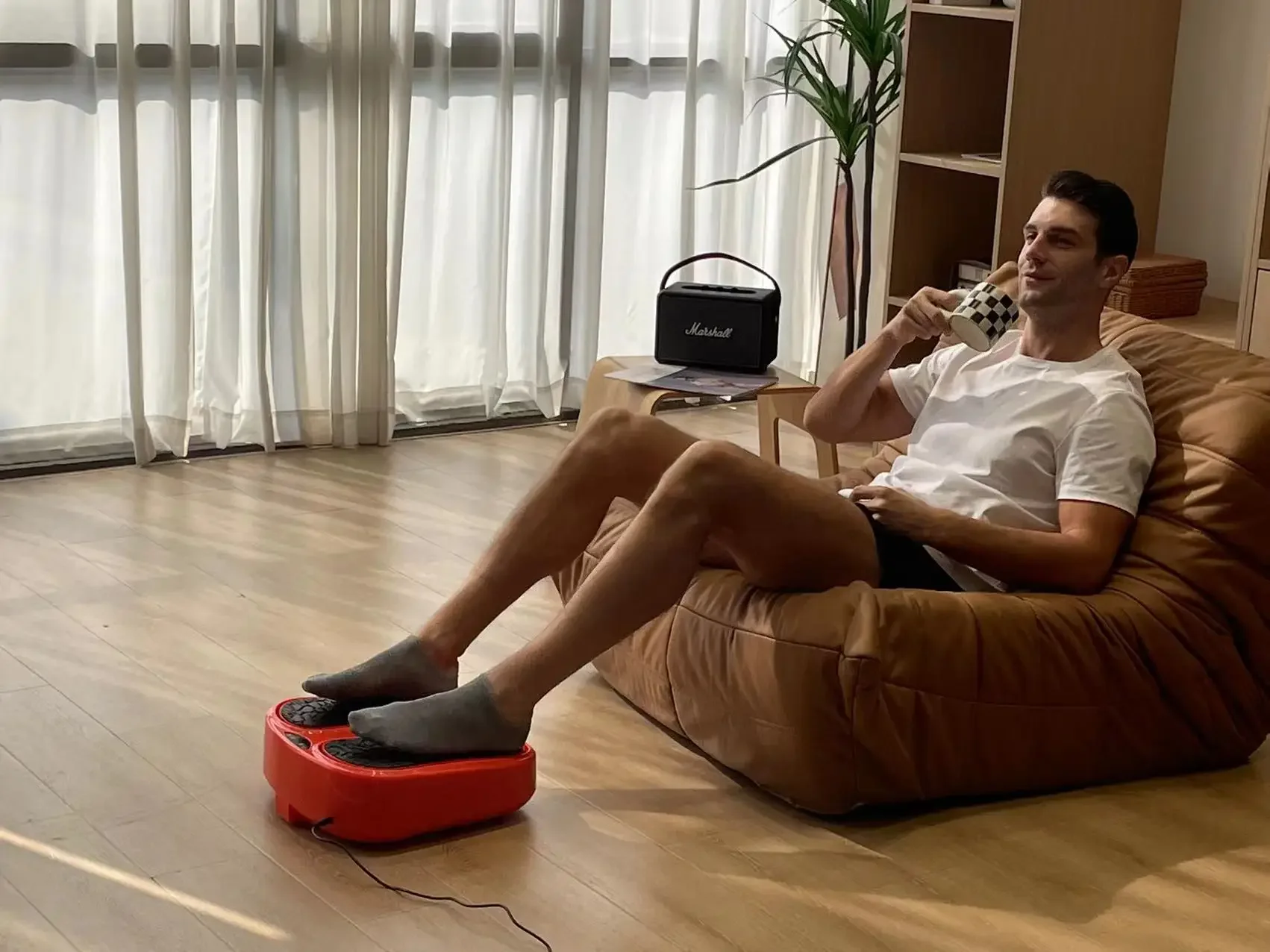 Body Vibration Blood Circulation Foot Leg Massager Gym Equipment Foot Spa Cheap Automatic Comfortable Foldable