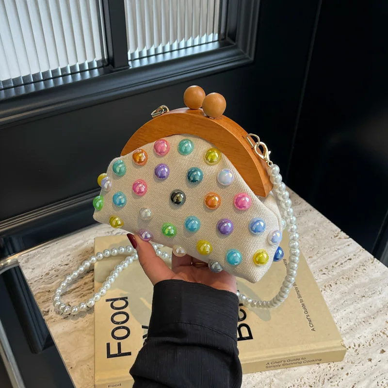 

2025 Summer Small Bag New Boho Sweet Girl Pearl Chain Shoulder Bag Vintage Clutch Shell Purse for Women Cute Crossbody
