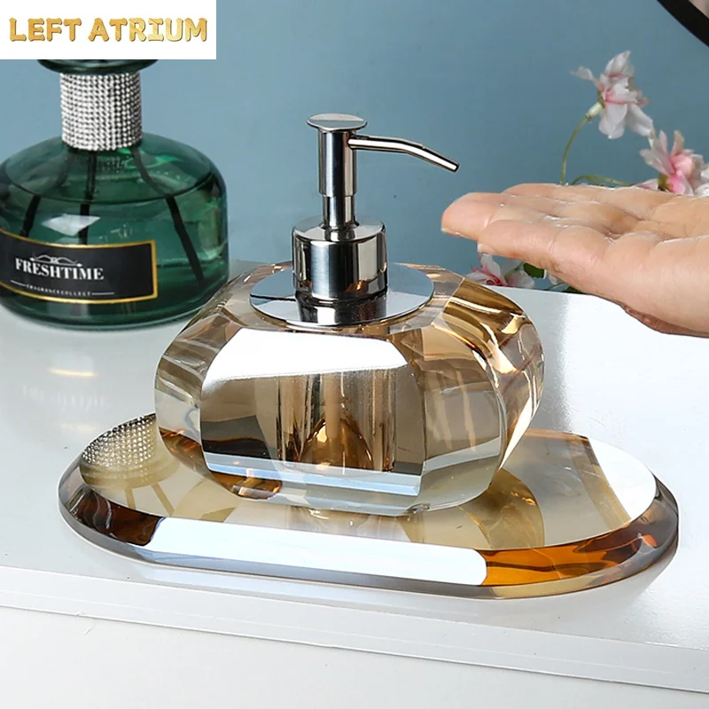Luxury Three-dimensional Amber Glass Lotion Bottle Tray Bathroom Accessories Press Soap Dispenser Shampoo Moisture Bottling Set