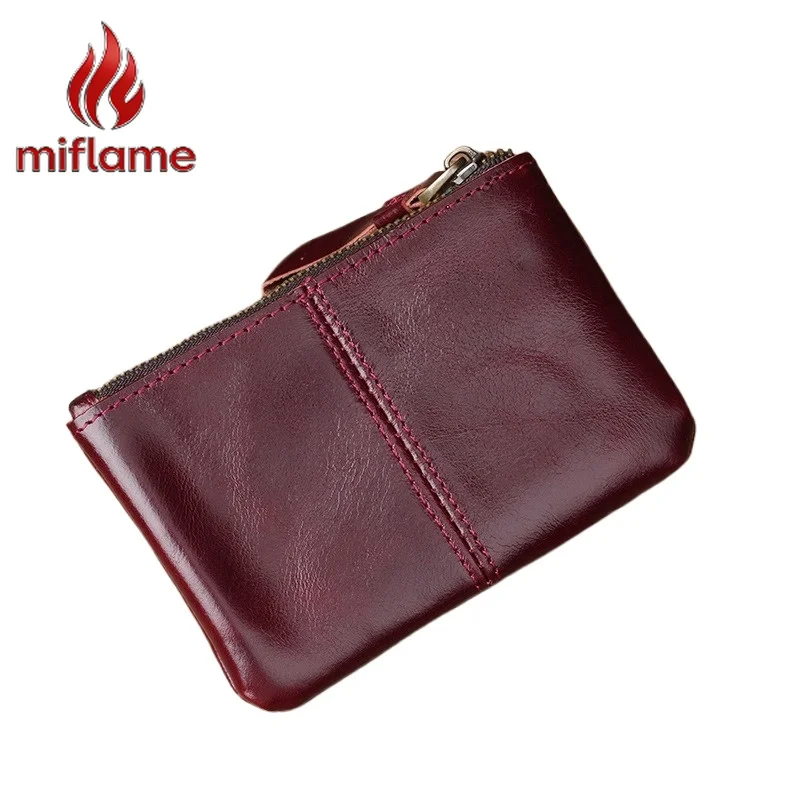 portafoglio-compatto-in-pelle-cerata-con-cerniera-per-carte-monete-patente-tessera-autobus-e-chiavi-design-minimalista