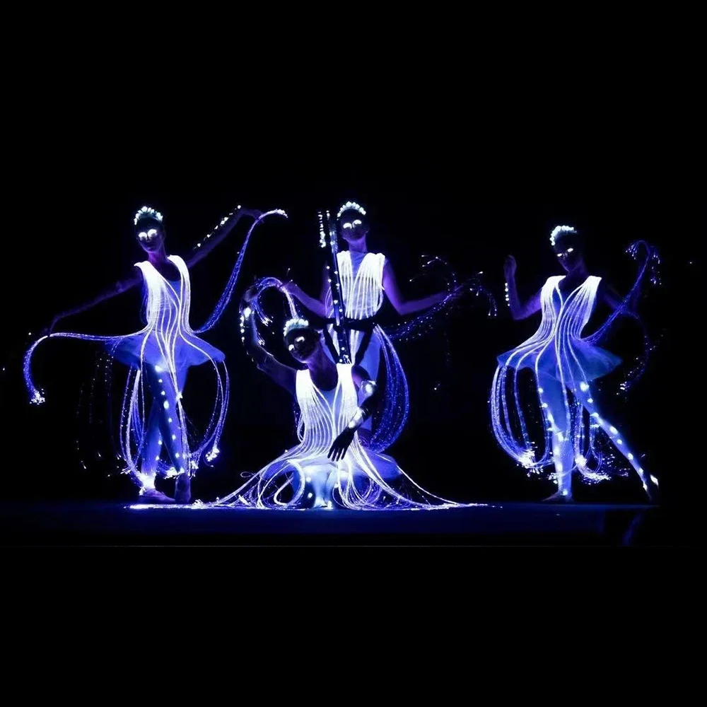 

Stage - Ready LED Light Show Costume Chameleon LED Dancewear with Flow Holographic Glow LED Performance Outfit