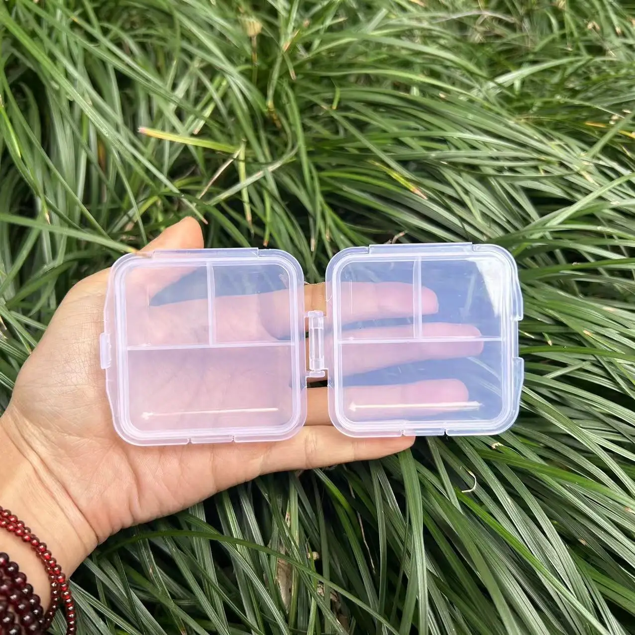 100pcs Transparent Plastic Box Jewelry Packaging Component For Receiving Box ID Card Jewelry Rectangle Home plastic storage box