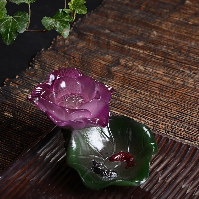 Dehua Color-changing Resin Lotus Tea Pet Decoration