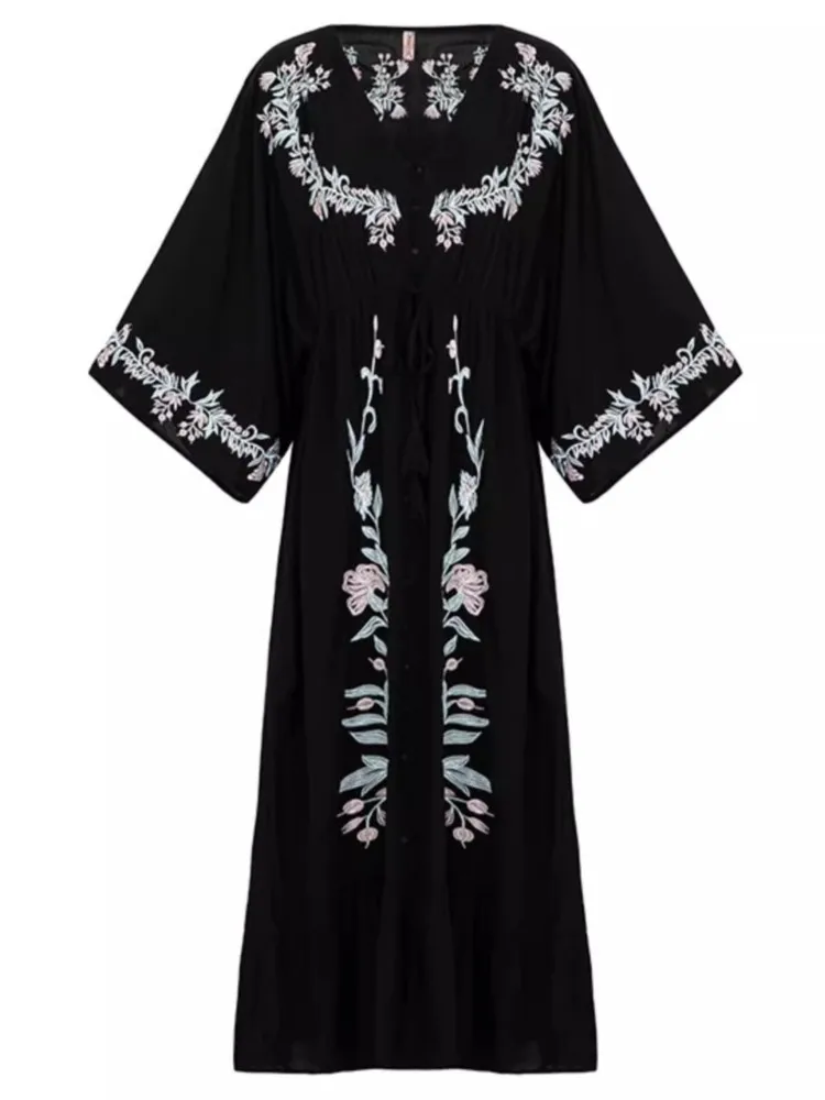 2025 vestido bohemio de vacaciones con bordado de flores, vestido negro Retro con manga de murciélago y cuello en V, vestidos largos para mujer, vestido playero informal holgado para la playa