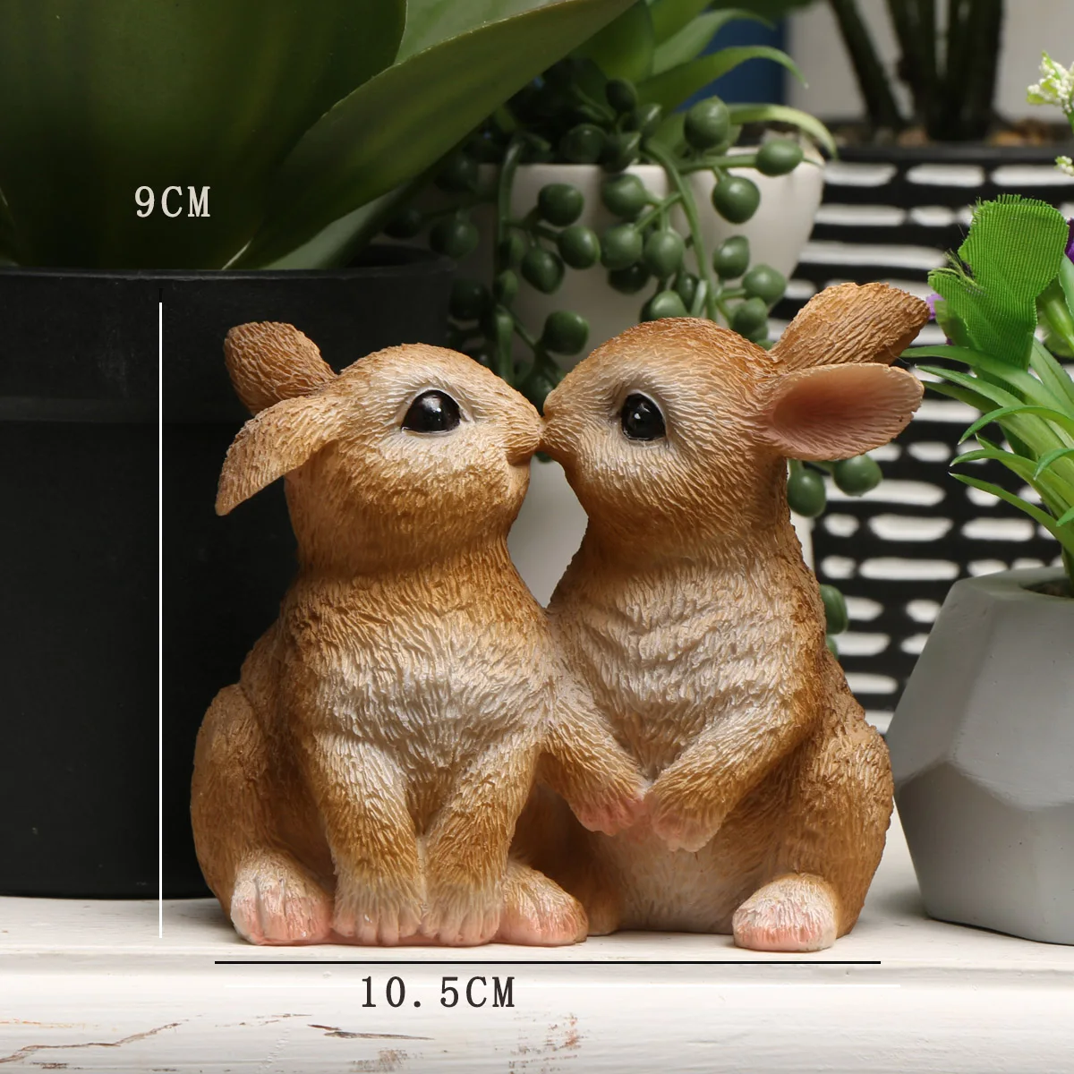 1 piece of kissing couple rabbit ornaments, garden ornaments and courtyard accessories