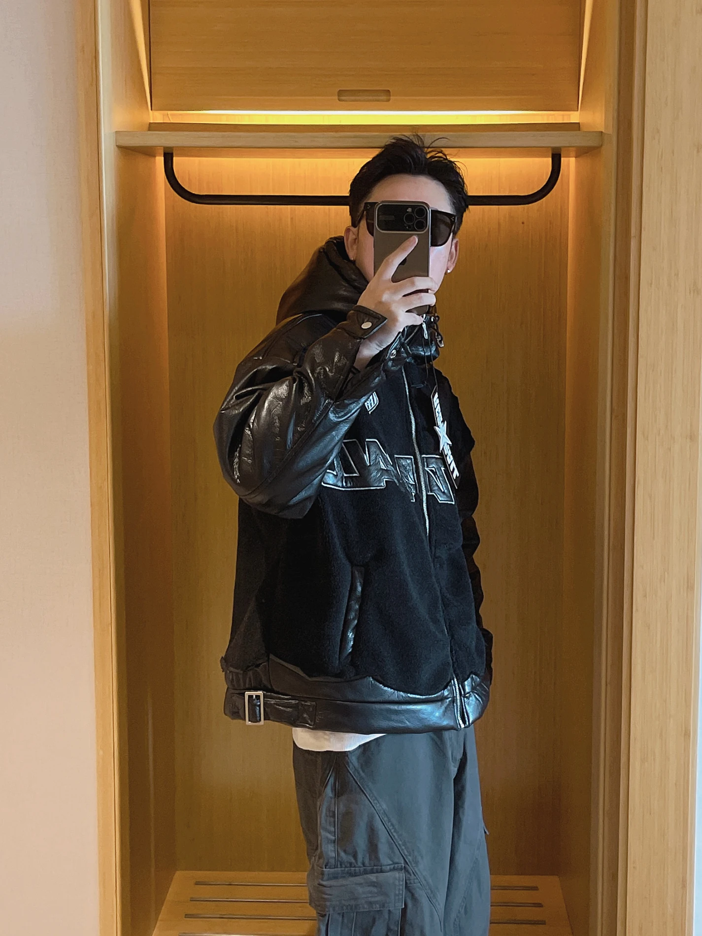 Fazhixian شتاء 2025 الرجال الأمريكية الرجعية مقنعين الجلود Jaet معطف الدفء طويل Sve منتظم صالح الشباب العصرية قطنية عالية الجودة