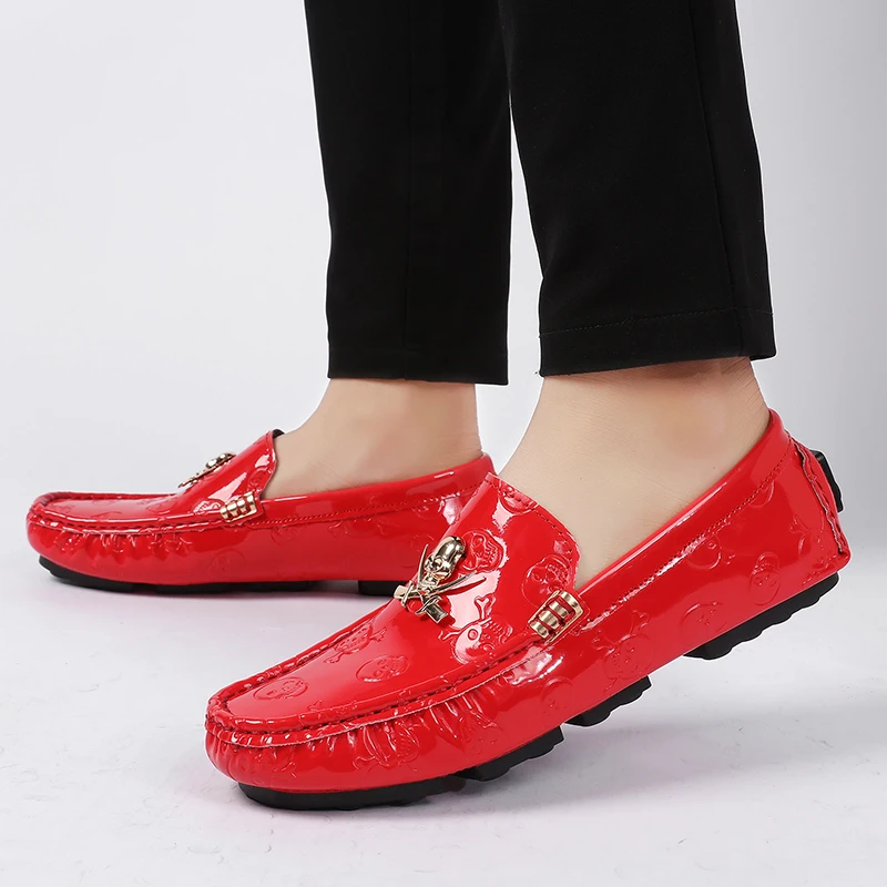 Men Quality Shoes Shine Skull  - Suede Loafers Men บทวิจารณ์และราคา
