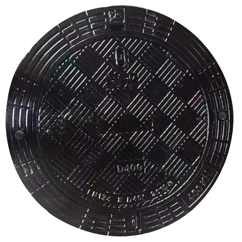 

Heavy-duty cast iron rainwater manhole covers are durable and settlement-resistant, making them suitable for roadway
